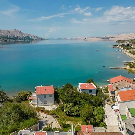 Apartmán Beautiful In Pag With House Sea View