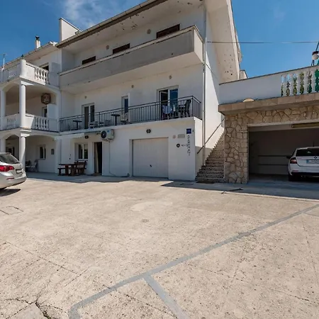 Beautiful In Pag With House Sea View Pag Town